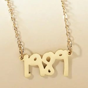 Taylor Swift “1989” Necklace